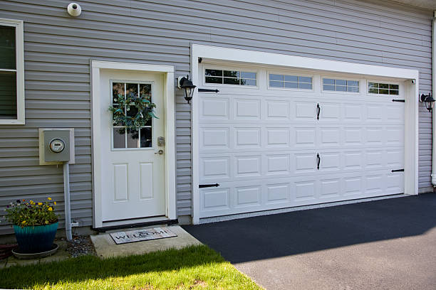 24/7 Emergency Garage Door Panel Replacement experts in Newcastle, CA